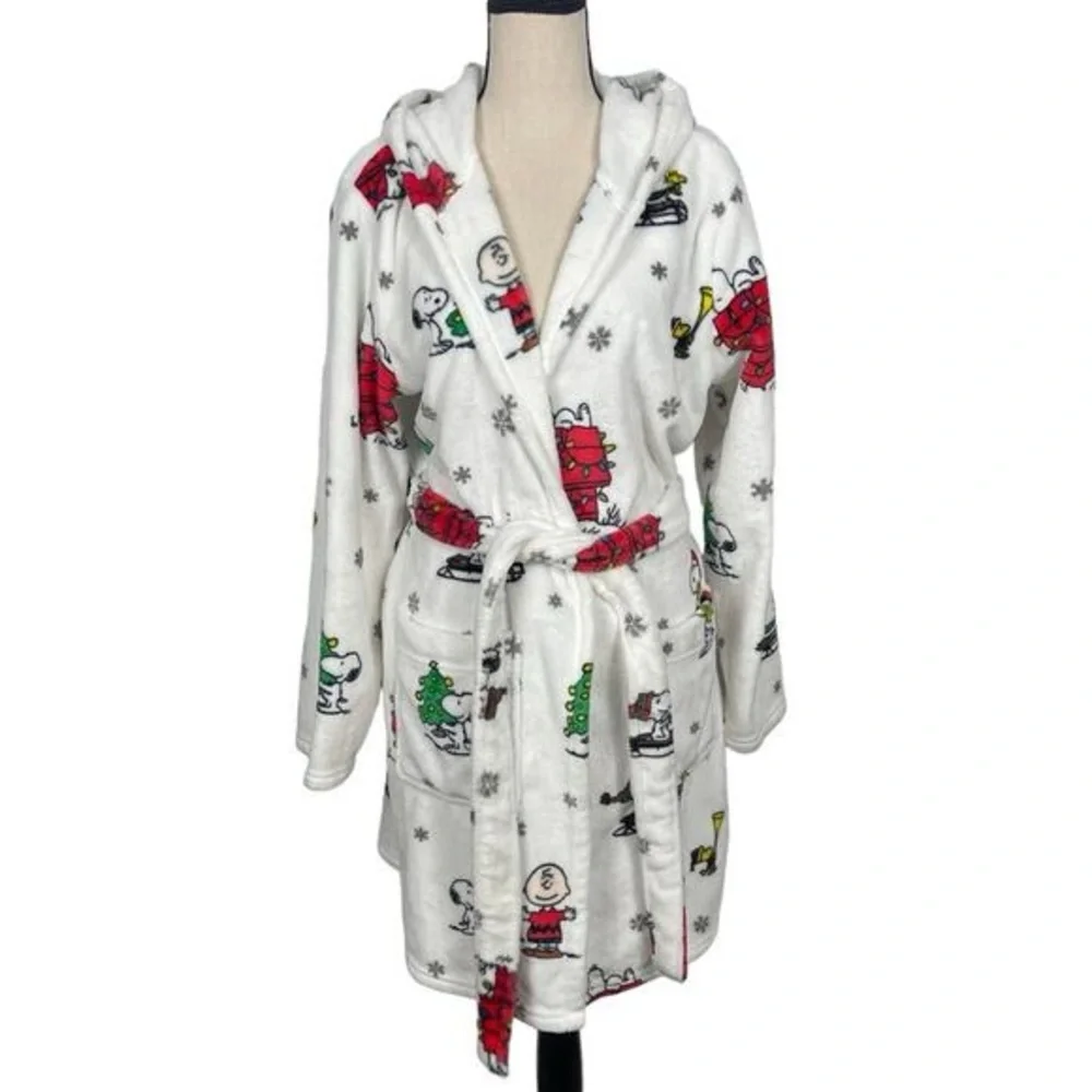 Peanuts Bath Robe- size S/M - Picture 1 of 6